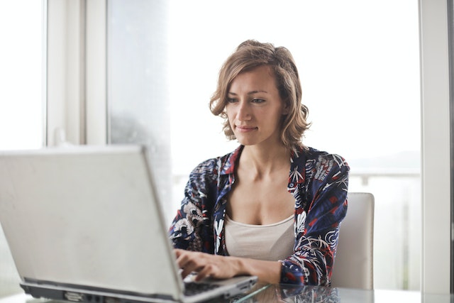 woman working on a laptop